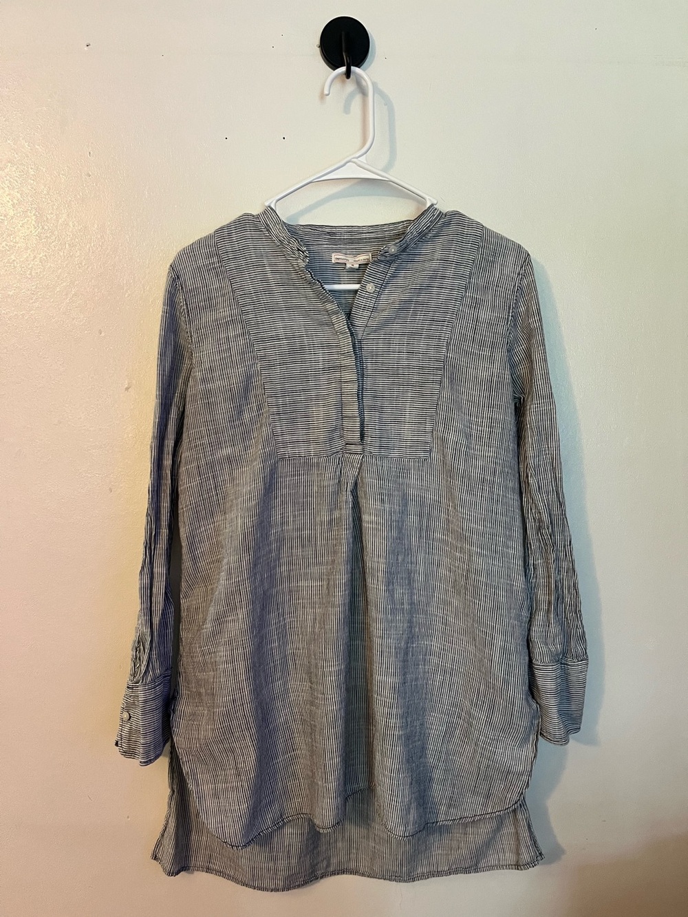 GapMaternity Striped Tunic Blouse M Navy White Long Sleeve